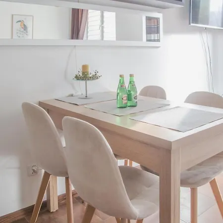 Al-Dom Apartamenty Poleska 4D, 600 M Do Plazy W Spokojnej Okolicy Kołobrzeg Exterior foto